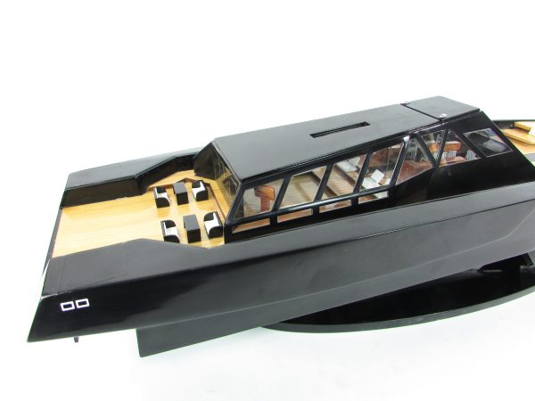 Wally Power 118 Wooden Model Ship - GN - Image 3