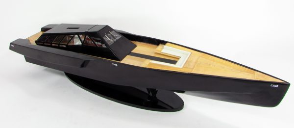Wally Power 118 Wooden Model Ship - GN - Image 5