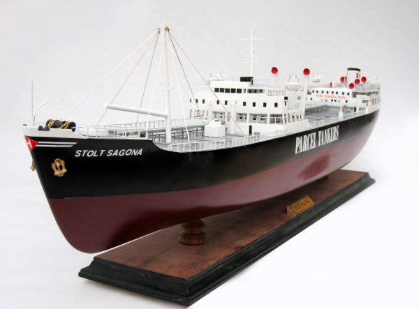 Stolt Sagona Wooden Model Ship - GN - Image 10