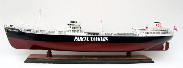 Stolt Sagona Wooden Model Ship - GN - Image 12