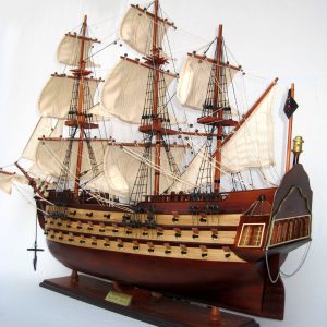 Queen Anne's Revenge Model Ship - GN