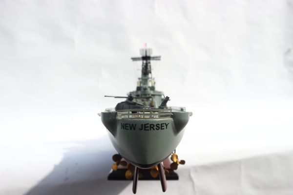USS New Jersey Wooden Model Ship - GN - Image 19