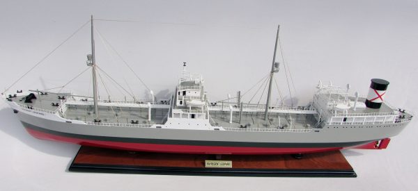 Regent Leopard Wooden Model Ship - GN - Image 3