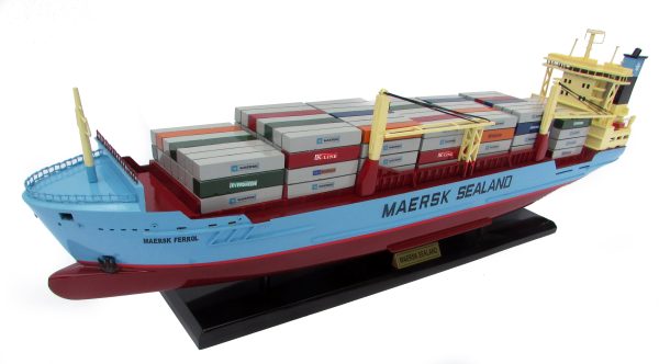 Maersk Ferrol Model Container Ship - GN - Image 13
