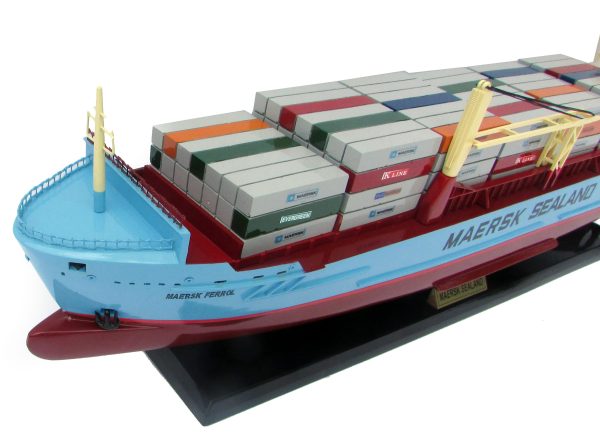 Maersk Ferrol Model Container Ship - GN - Image 12