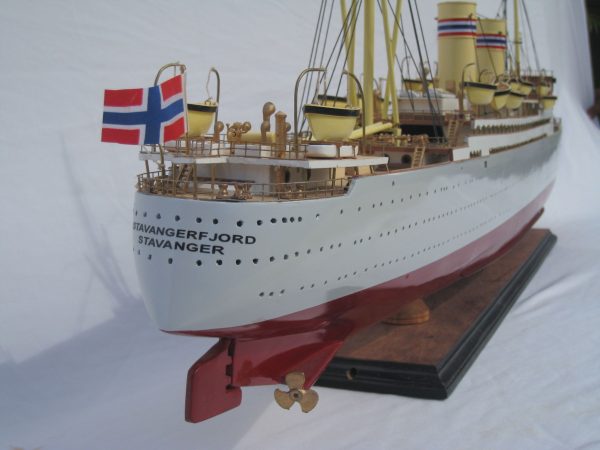 SS Stavangerfjord Wooden Model Ship - GN - Image 9
