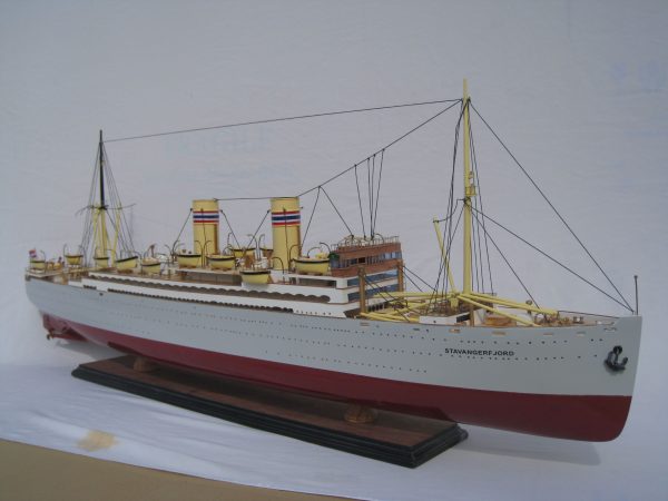 SS Stavangerfjord Wooden Model Ship - GN - Image 10