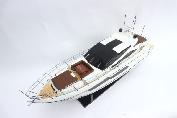 Sunseeker Predator 80 - GN - Image 4