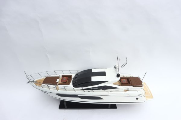 Sunseeker Predator 80 - GN - Image 3
