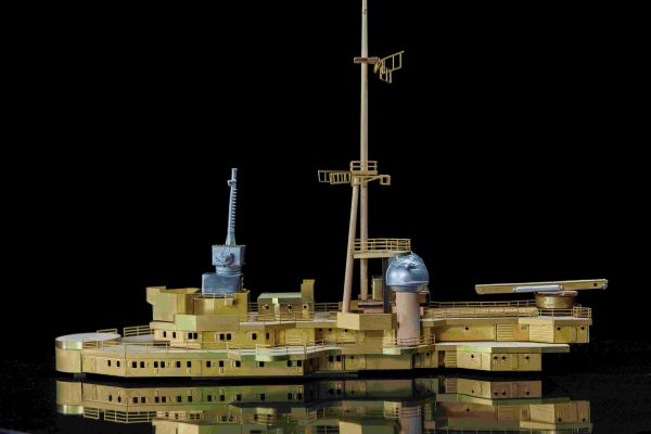 PRINZ EUGEN Model Boat Kit - Occre (16000) - Image 23