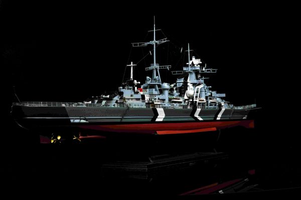 PRINZ EUGEN Model Boat Kit - Occre (16000) - Image 24