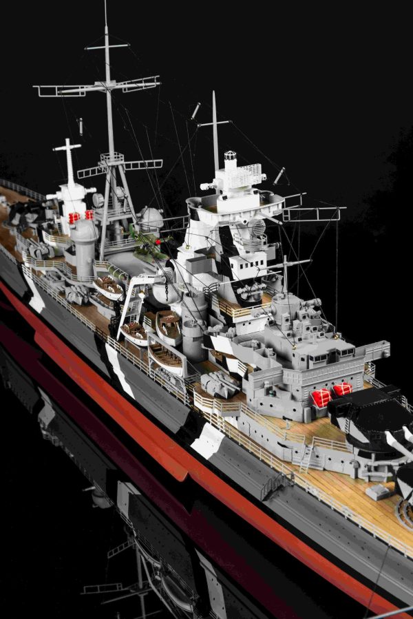 PRINZ EUGEN Model Boat Kit - Occre (16000) - Image 30