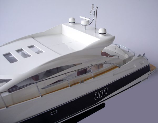 Sunseeker Predator 62 - GN - Image 6