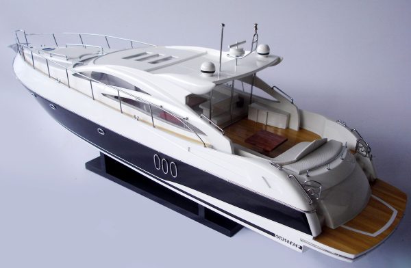 Sunseeker Predator 62 - GN - Image 7