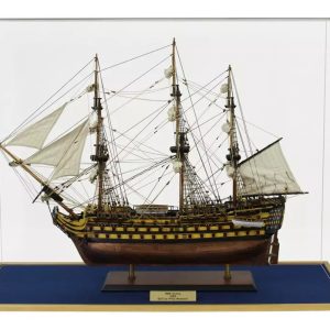 Display Case with base