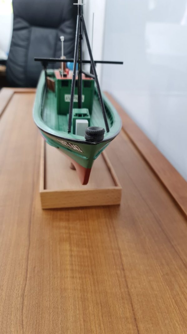 Shrimp Trawler Model - PSM0018 - Image 6