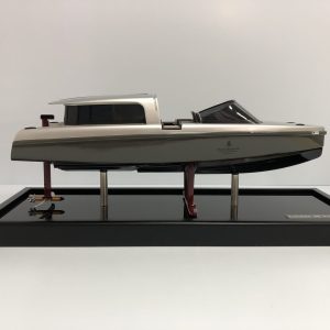 Voyager P8 Model - BM (BM004)