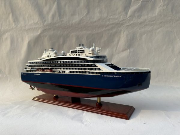 Ponant Le Commandant Charcot Model Cruise Ship - GN0001 - Image 6