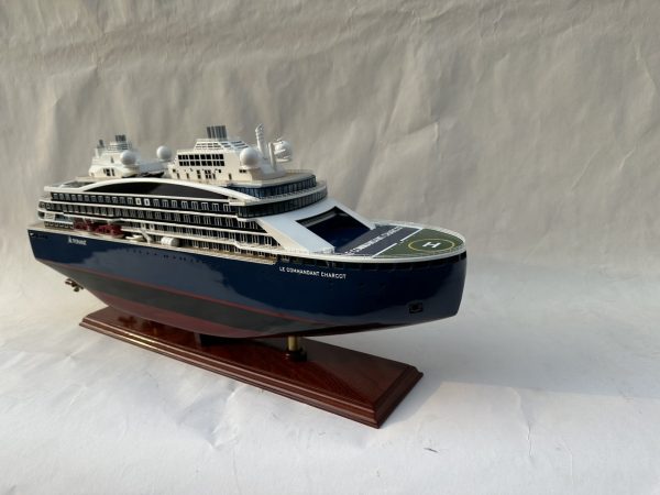 Ponant Le Commandant Charcot Model Cruise Ship - GN0001 - Image 10