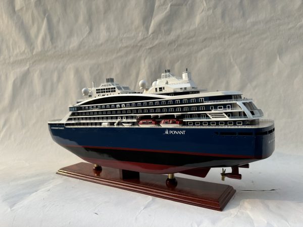 Ponant Le Commandant Charcot Model Cruise Ship - GN0001 - Image 16
