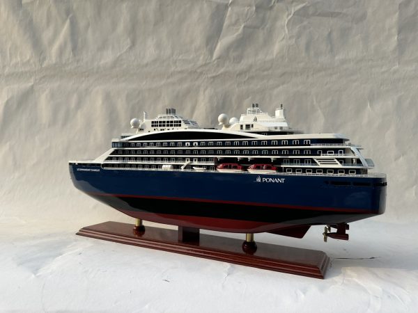 Ponant Le Commandant Charcot Model Cruise Ship - GN0001 - Image 17