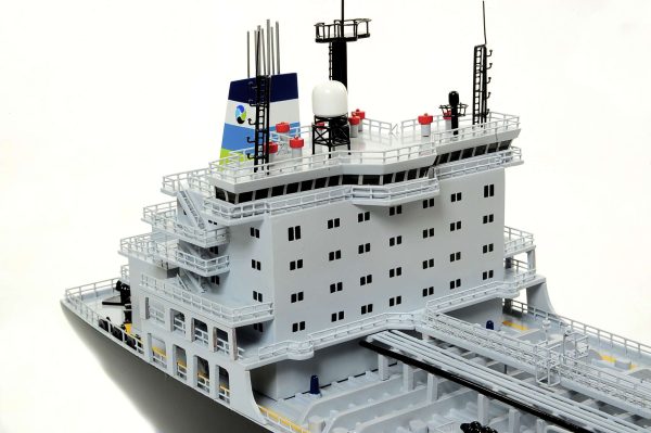 Oil Tanker Model Ship - Image 9