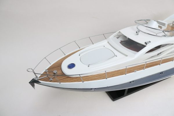 SUNSEEKER 64 Model Yacht - GN (SB0039P) - Image 5
