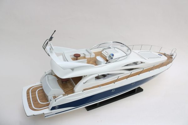SUNSEEKER 64 Model Yacht - GN (SB0039P) - Image 14