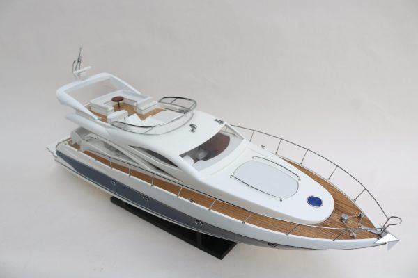 SUNSEEKER 64 Model Yacht - GN (SB0039P) - Image 17