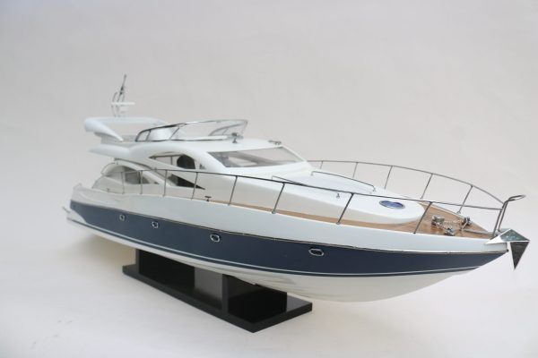 SUNSEEKER 64 Model Yacht - GN (SB0039P) - Image 20