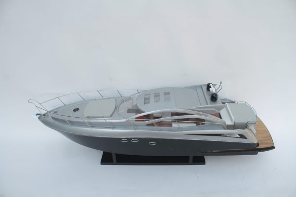 SUNSEEKER PREADTOR 64 Model Ship - GN (CM0083P-90) - Image 3