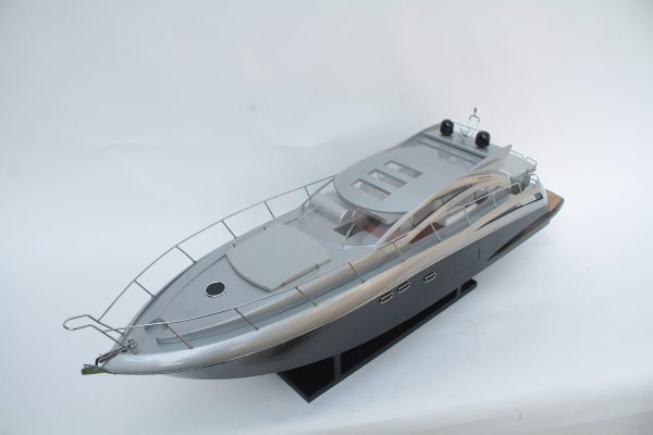 SUNSEEKER PREADTOR 64 Model Ship - GN (CM0083P-90) - Image 4