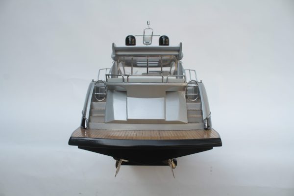 SUNSEEKER PREADTOR 64 Model Ship - GN (CM0083P-90) - Image 10