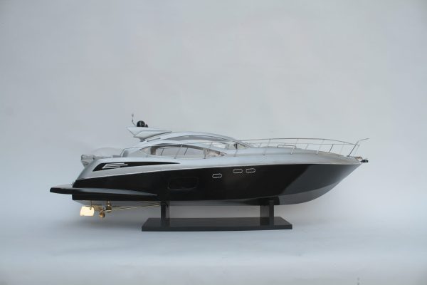 SUNSEEKER PREADTOR 64 Model Ship - GN (CM0083P-90) - Image 12