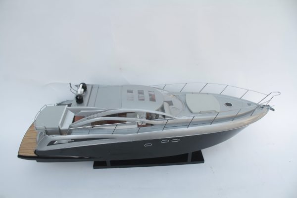 SUNSEEKER PREADTOR 64 Model Ship - GN (CM0083P-90) - Image 13