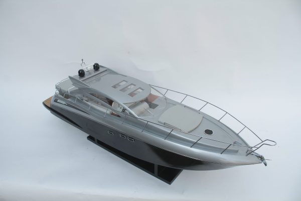 SUNSEEKER PREADTOR 64 Model Ship - GN (CM0083P-90) - Image 17