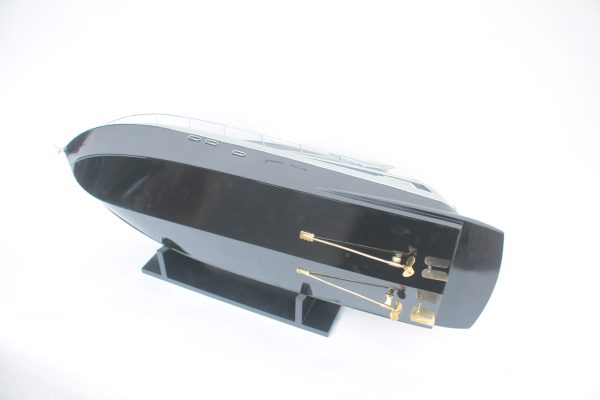 SUNSEEKER PREADTOR 64 Model Ship - GN (CM0083P-90) - Image 25