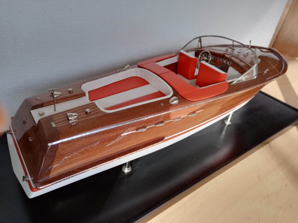 Riva Aquarama Special Model Boat 80cm (Premier Range) - PSM - Image 11
