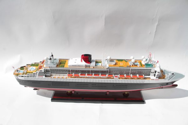 Queen Mary 2 Special Edition - GN - Image 8