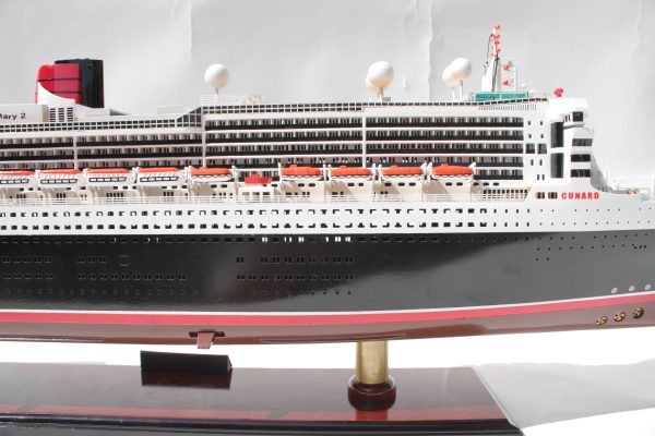 Queen Mary 2 Special Edition - GN - Image 4