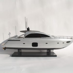 Pershing 70 Power Boat - GN
