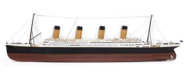 Titanic Model Ship Kit - Occre (14009) - Image 6