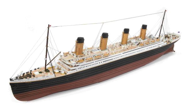 Titanic Model Ship Kit - Occre (14009) - Image 7