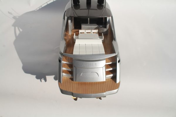 Pershing 70 Power Boat - GN - Image 4